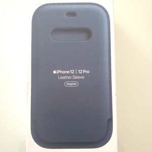 Apple iPhone 12/12 Pro Leather Sleeve with MagSafe- Baltic Blue. New